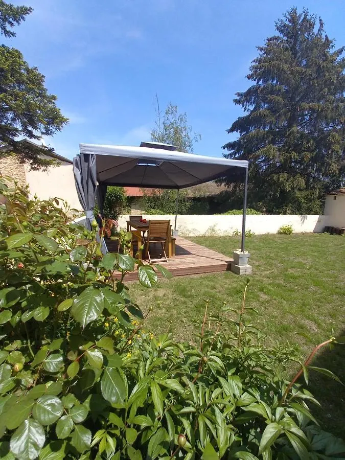 Дом отдыха Gite 10 Personnes Maison Entiere Villemoirieu Франция