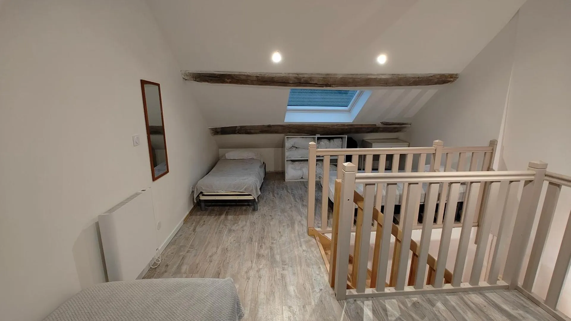Дом отдыха Gite 10 Personnes Maison Entiere Villemoirieu